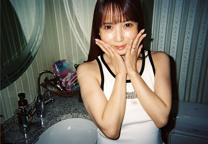 自宅で潮吹きしたくないからラブホで思いっきり潮吹きしたい！人妻セフレ友田彩也香と夜から朝にかけて1泊2日のイチャびちゃ不倫デート - サンプル画像 - 2