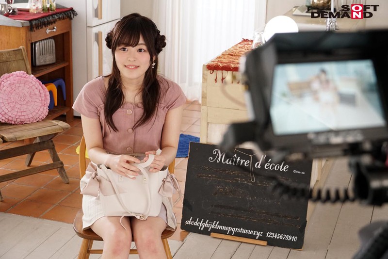 流行のタピオカ屋で働く可愛い声の女の子が密かに自慢の美巨乳Fカップおっぱいを見てもらいたくてAV Debut 相手が気持ちよくなってくれるご奉仕エッチが大好きで自分から騎乗位で腰を振ってくれる隠れエッチな君に惚れた！ 四葉さな - サンプル画像 - 2