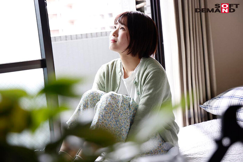 普段は鉄工所に勤務する素朴な女の子なのにSEXになると激変。号泣＆絶叫イキ！こんなAV debut見たことない。 幾田まち - サンプル画像 - 9