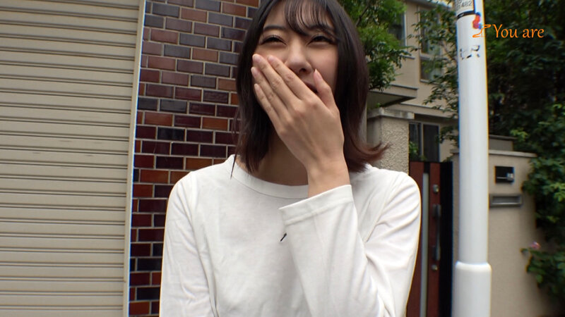 パパ活、神対応の真面目そうなスレンダー女大生「カメラはちょっと...」 謝礼に釣られて撮影でズッポシ！ 片寄しゅうか - サンプル画像 - 2
