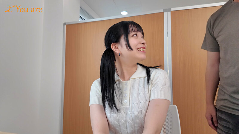 面接に来たFカップの巨乳レイヤー！？テスト撮影にもノリノリで即日オフィスハメ、ノリで中出し「え…出すの…」 月野はなび - サンプル画像 - 2