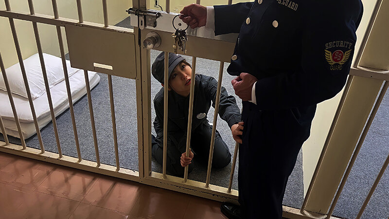 誘惑美人女囚人たち 中に出していいから外に出して - サンプル画像 - 10