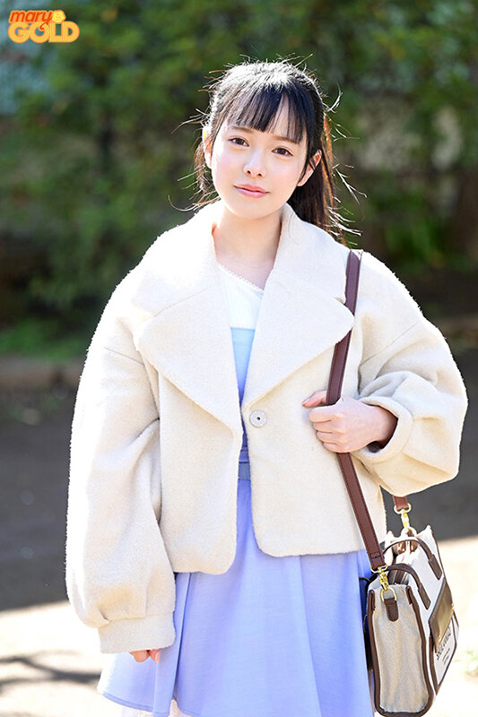 「絶対に流出しないって言ったのに…」 脱いだら凄いデカ尻巨乳の恵体アイドル 個人撮影裏バイト 月見若葉 - サンプル画像 - 1