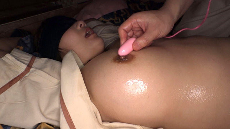 プライベートおっパブ お店が突然の休業 お金に困った嬢から2人で会いたいと連絡が… 店に内緒でおっぱい揉んで中出しセックス 宝生めい - サンプル画像 - 9