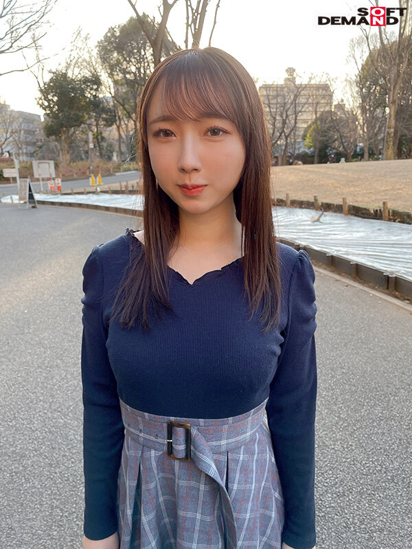 【初撮り】【中出し了承】お嬢様育ちの有名私大生。真面目そうな見た目とは裏腹に、プラべでもゴムなし。講義、飲み会、サークルで忙しいリアル大学生。いっときのテンションでAV体験しちゃいました。 りあちゃん 19歳 - サンプル画像 - 2