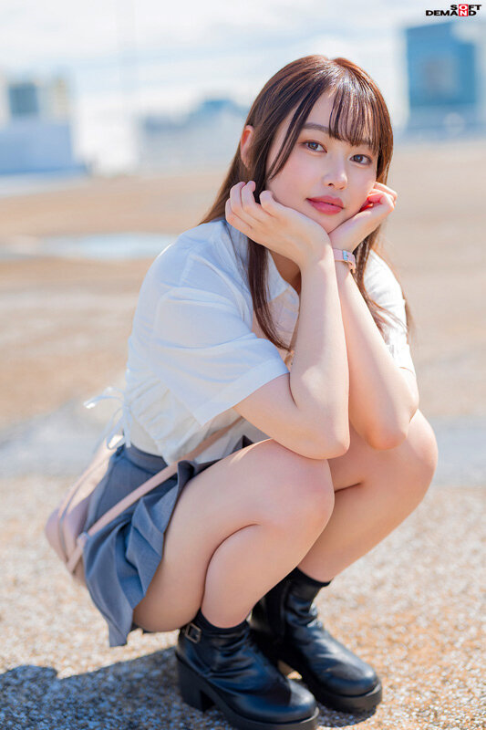 【初撮り】福祉を学ぶ現役女子大3年生 切れ長の瞳と色白美肌のほどよい肉付きDカップ美女 経験人数は少なめだけど元カレとソフトSMの経験ありでバックが好きな自称ドMちゃん ちあき・21 歳【圧倒的4K映像でヌク！】 寺山ちあき - サンプル画像 - 3