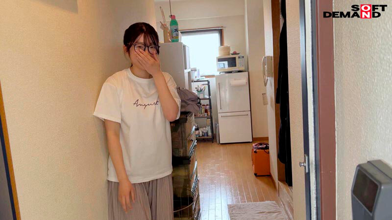 限界OLちゃん。仕事の合間にナマハメ。平日8時～21時、ずーっとマ●コに精子いれっぱなし。【中出し了承・連続6発】きよか24歳 佐藤白花 - サンプル画像 - 2