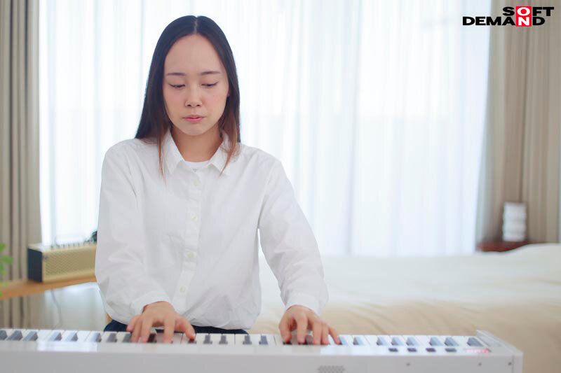 無味な生活 無味なセックス 無色な女の子 あんどうはな AV debut - サンプル画像 - 15