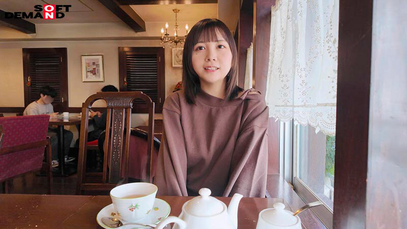 【父親公認 実家で初撮り】元テレビマンの父と二人三脚AV出演 おじ好き オナニー週5 イラマも応じるピュアっ娘 竹内咲奈 18歳 - サンプル画像 - 2