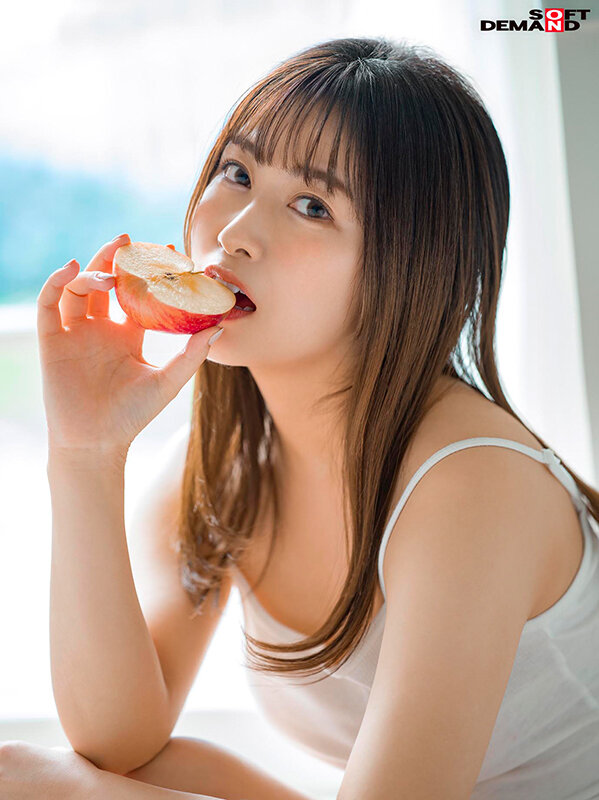 「この子、こんなに楽しそうにSEXするんだ」経験人数1人だけ!むっつり漫画喫茶店員が4年ぶりのSEX いざ性欲満開! 宮市怜奈(仮)4ヶ月限定AVデビュー - サンプル画像 - 2
