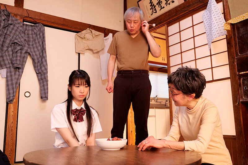 汗ばみ制服孫と発情なめジジイ 希咲那奈 - サンプル画像 - 8