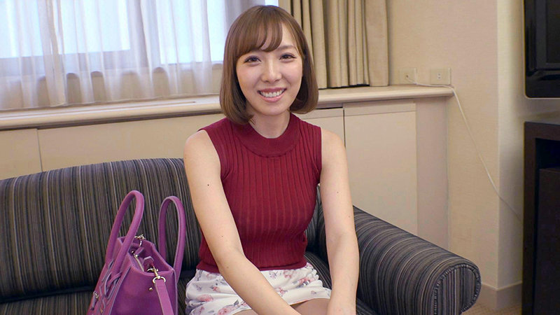 上品な奥様を精飲ナンパ 青山編 30過ぎて真面目な素人妻が初ごっくん れなさん33歳 - サンプル画像 - 2