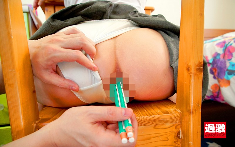 テストの点が悪かった教え子をアナル折●する変態家庭教師 - サンプル画像 - 10
