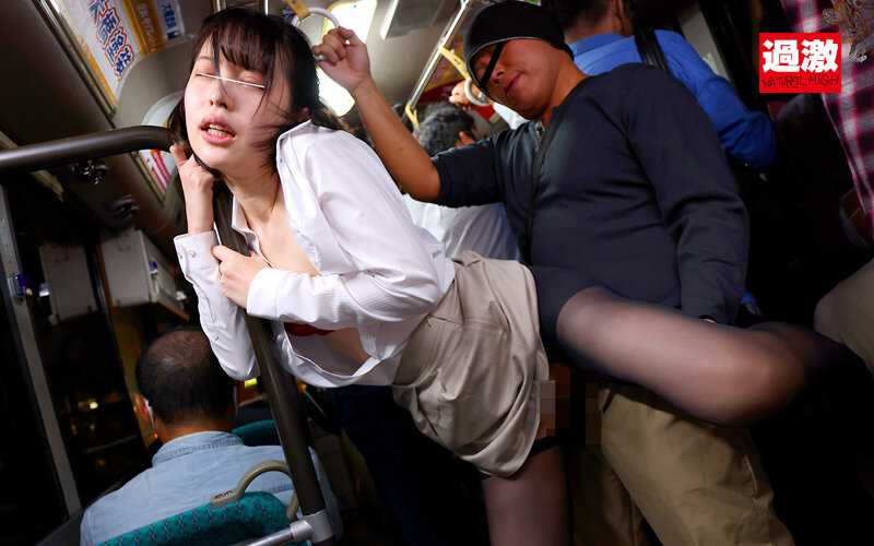 痴●師にパンストの中で手マンされ濡れシミができるほどイキ潮を吹きまくる美脚女4 - サンプル画像 - 15