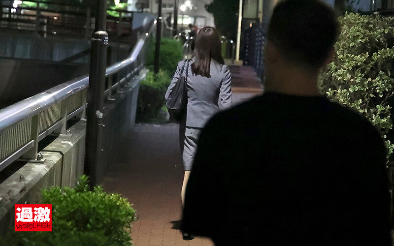 中に出してもいいから止まってください！！！押さえつけて逃がさないエンドレス奥突きバウンドピストンでイキ壊れた女 - サンプル画像 - 3
