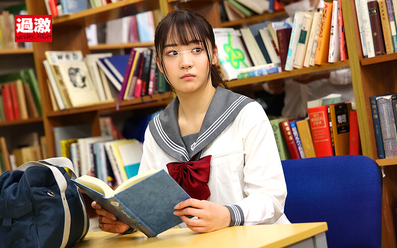 図書館で声も出せず糸引くほど愛液が溢れ出す敏感娘30 ロングヒット記念！全裸オイル羞恥315分SP - サンプル画像 - 3