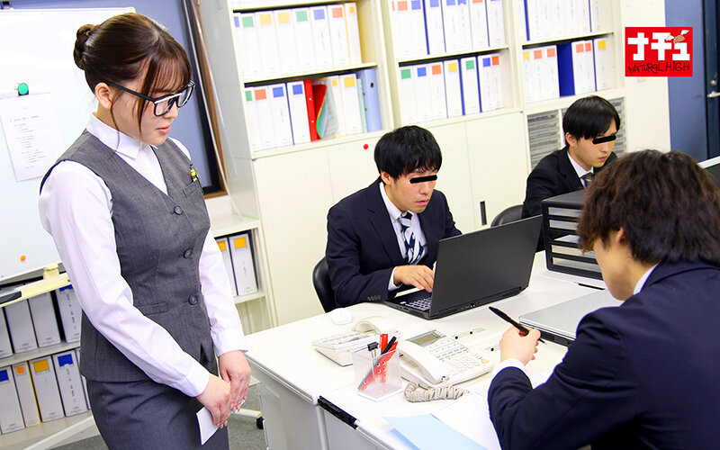 嫁に内緒で行ったメンエスで経理の地味OLと遭遇 弱みを握られた僕は中出しさせられ騎乗位ディルドになった - サンプル画像 - 5