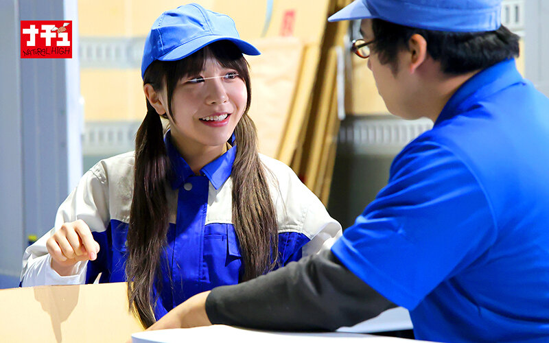 引っ越し屋でバイトする社会を知らない地味巨乳女に難癖つけてセクハラ乳揉みをくり返す変態店長2 - サンプル画像 - 10