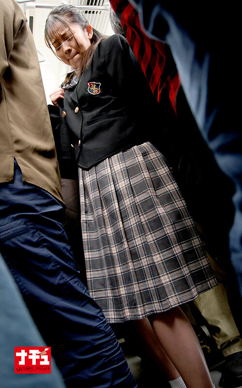 ロングスカート女学生羞恥2 初イキ潮でびしょ濡れになるまで制服を汚しまくれ！ 公然オナニーSP - サンプル画像 - 13