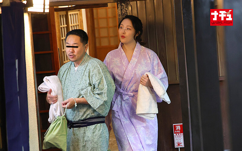中出し直後の貞操帯リモバイ 受精の不安と羞恥散歩で混乱する人妻に追い打ち中出し - サンプル画像 - 3