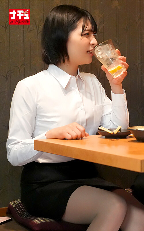 居酒屋羞恥 パンストの中で手マンされ濡れシミができるほどイキ潮を吹きまくる就活女子 - サンプル画像 - 9