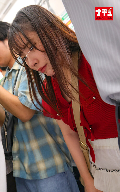 彼氏の横で粘着クリいじりされ声も出せず隠しエロ顔しまくる女2 - サンプル画像 - 4