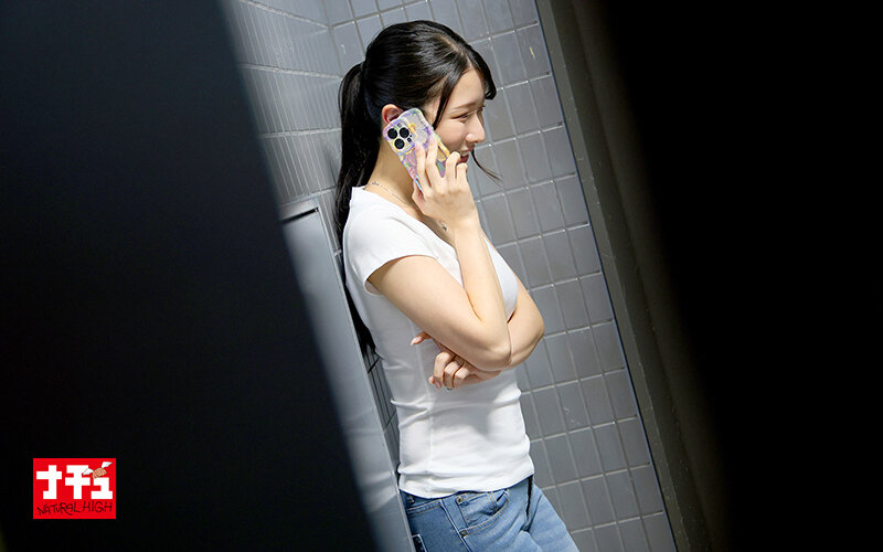 親友の嫁は肉オナホ 浮気現場を目撃した絶倫の俺はそれをネタに中出ししまくった - サンプル画像 - 12