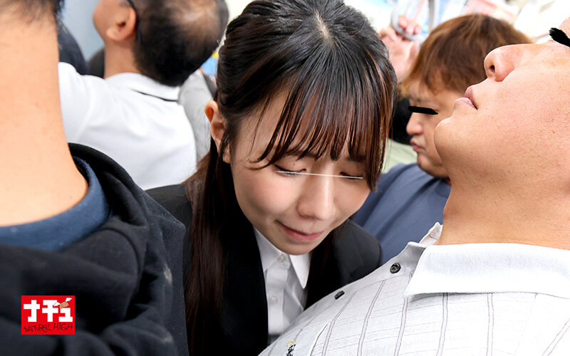 遅刻を恐れて通報できない中出しチャンスデー電車 面接に行くことを阻まれ絶望し無抵抗でハメられた就活女子大生 - サンプル画像 - 4