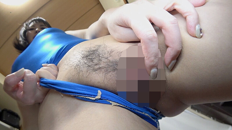 祈山愛 濡れてテカってピッタリ密着 神競泳水着 可愛い女子の競泳水着姿をじっとりと堪能！着替え撮影から始まり貧乳から巨乳にパイパン、ハミ毛、ジョリワキ等のフェチ接写やローションソーププレイや競泳水着ぶっかけ等を完全着衣で楽しむAV - サンプル画像 - 14