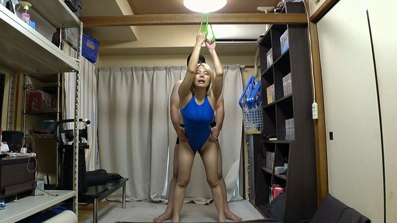 雨宮凛 濡れてテカってピッタリ密着 神競泳水着 可愛い女子の競泳水着姿をじっとりと堪能！着替え盗撮から始まり貧乳から巨乳にパイパン、ハミ毛、ジョリワキ等のフェチ接写やローションソーププレイや競泳水着ぶっかけ等を完全着衣で楽しむAV - サンプル画像 - 19