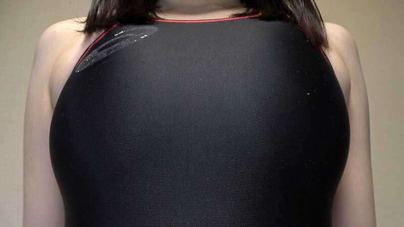 河北笑茉 濡れてテカってピッタリ密着 神競泳水着 可愛い女子の競泳水着姿をじっとりと堪能！着替え盗撮から始まり貧乳から巨乳にパイパン、ハミ毛、ジョリワキ等のフェチ接写やローションソーププレイや競泳水着ぶっかけ等を完全着衣で楽しむAV - サンプル画像 - 2