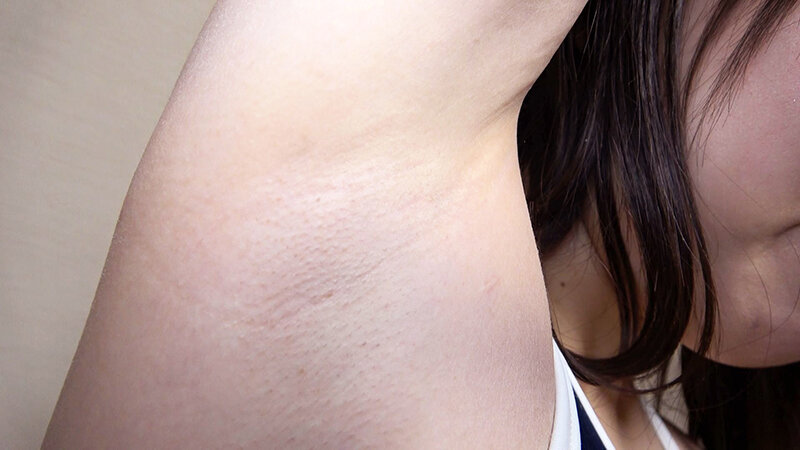 中丸未来 濡れてテカってピッタリ密着 神スク水 可愛い女子のスクール水着姿をじっとりと堪能！着替え盗撮から始まり貧乳から巨乳にパイパン、ハミ毛、ジョリワキ等のフェチ接写やローションソーププレイやスク水ぶっかけ等を完全着衣で楽しむAV - サンプル画像 - 12