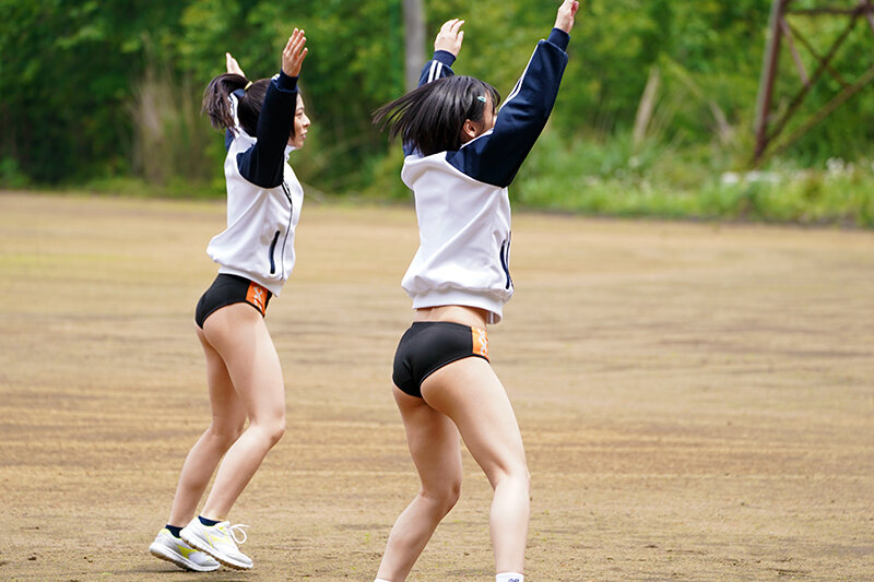 まさかこんなけなげなひよこ女子が…媚薬を盛られ理性完全崩壊！！ところかまわず異物オナニー！イキ漏らしアクメ！！ 4 ＜部活中のスポーツ女子編＞ - サンプル画像 - 1