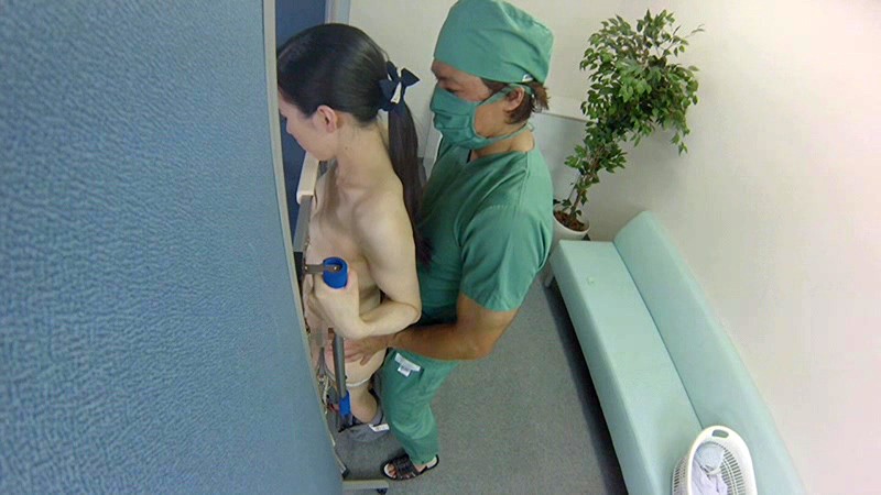 巨乳OL限定！おっぱいスケスケ媚薬レントゲン検査 - サンプル画像 - 3