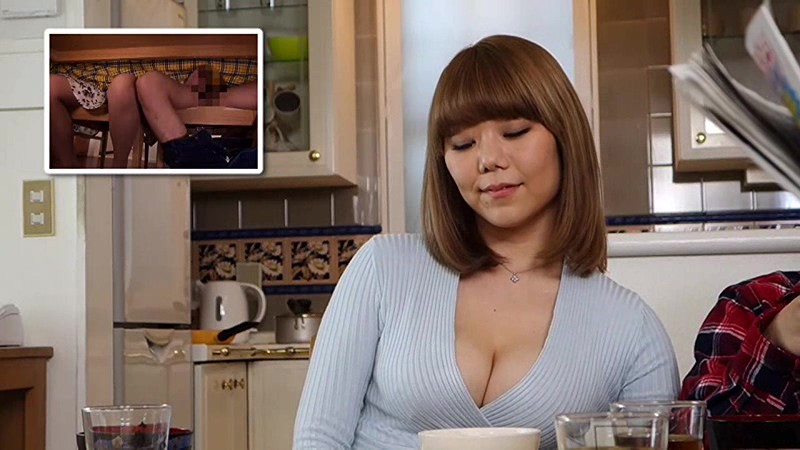 母親と息子が机の下でこっそり近親相姦ゲーム3 - サンプル画像 - 3