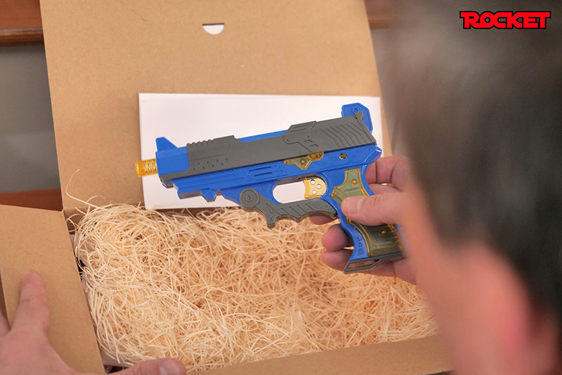 従順なロリをビッチに変える洗脳光線銃 - サンプル画像 - 1