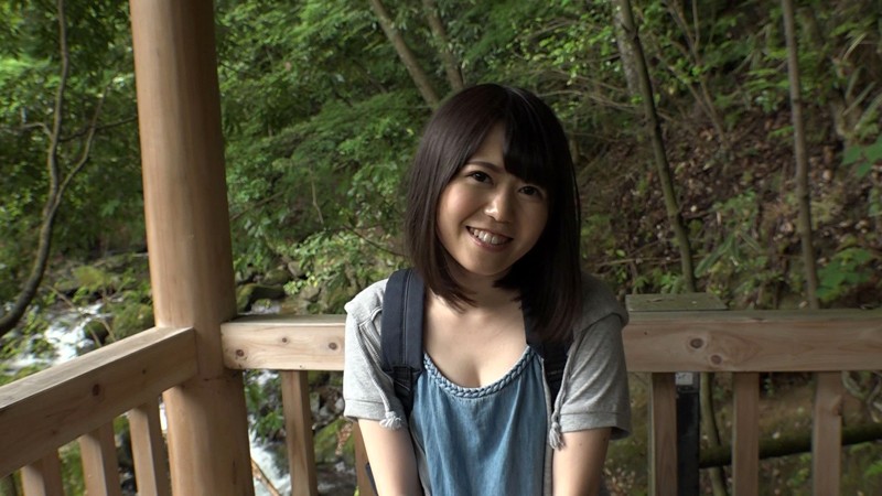 「パパには絶対内緒だよ？」 おじさんと二人っきり ハメまくり温泉旅行 生田みく - サンプル画像 - 5