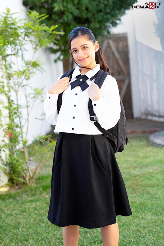145cmベトナム生まれの激イキボディ アオザイを着たあの子。褐色美少女 咲田ラン SOD専属AVデビュー - サンプル画像 - 13