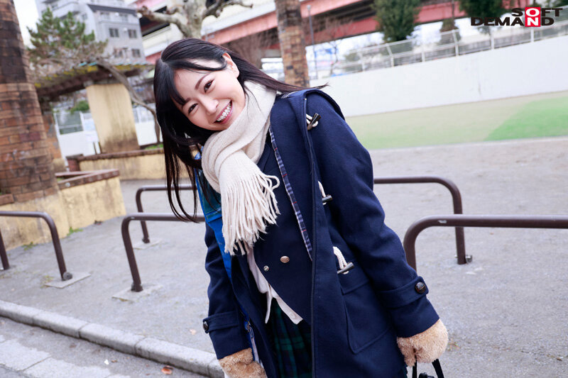 「童貞卒業させてあげよっか？」世話焼きな幼馴染が童貞の僕を優しく筆おろし！しかも先輩の彼氏がいるのに学校で何度も何度も性交して…そんな君に本気で恋をした。 響乃うた - サンプル画像 - 2