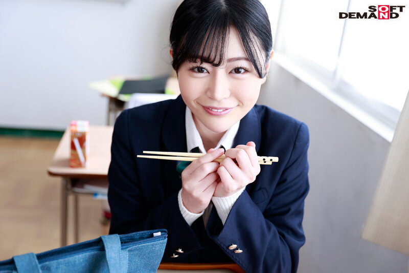 「童貞卒業させてあげよっか？」世話焼きな幼馴染が童貞の僕を優しく筆おろし！しかも先輩の彼氏がいるのに学校で何度も何度も性交して…そんな君に本気で恋をした。 響乃うた - サンプル画像 - 4