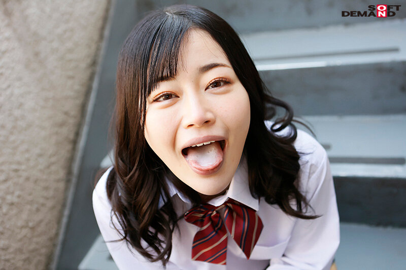 【急募！精子をいっぱい飲ませてくれる男性】アプリで見つけた超絶可愛い美少女はニコニコしながら精飲しちゃうごっくん大好きJ系？！ 響乃うた - サンプル画像 - 3