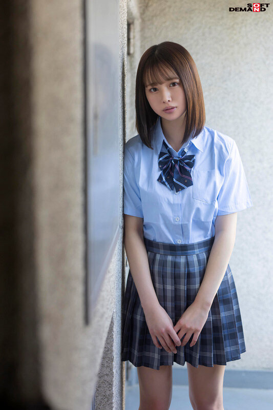 嫌がる制服美少女をヤリ部屋で終日加虐教育 新宿区●●ハイツ305号室 半べそでイキ狂うまでイラマ性交 樟葉杏 - サンプル画像 - 2