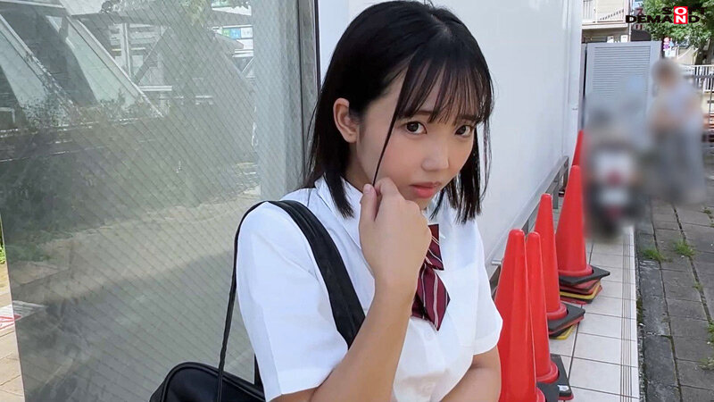 制服美少女をヤリ部屋で終日加虐教育 親父たちの卑猥な監禁調教記録 杉並区●●パレス203号室 美咲音 - サンプル画像 - 2