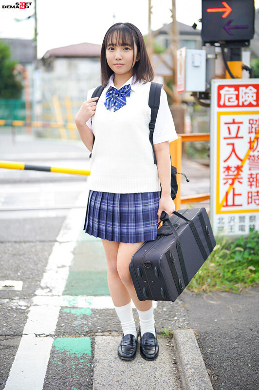 チ〇ポおしゃぶり大好きな吹奏楽部の音ちゃんは頼まれたら誰でもフェラチオしています 美咲音 - サンプル画像 - 2