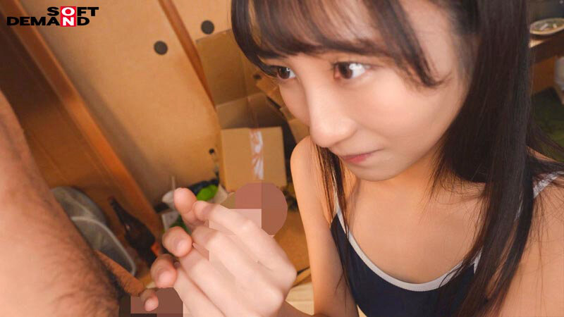 長身スレンダー美女が粘着オジサン達にかわりばんこでずーーっとイかされ続ける1日限りのワケあり合法共同生活 18歳絶頂開発 皆川らん - サンプル画像 - 13