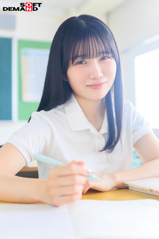 18歳淫語レッスン 明るく元気な笑顔が真っ赤っか！ずっとカメラ目線でおぢさんに無理くり恥ずかしいこと言わされちゃった 南あいり - サンプル画像 - 2