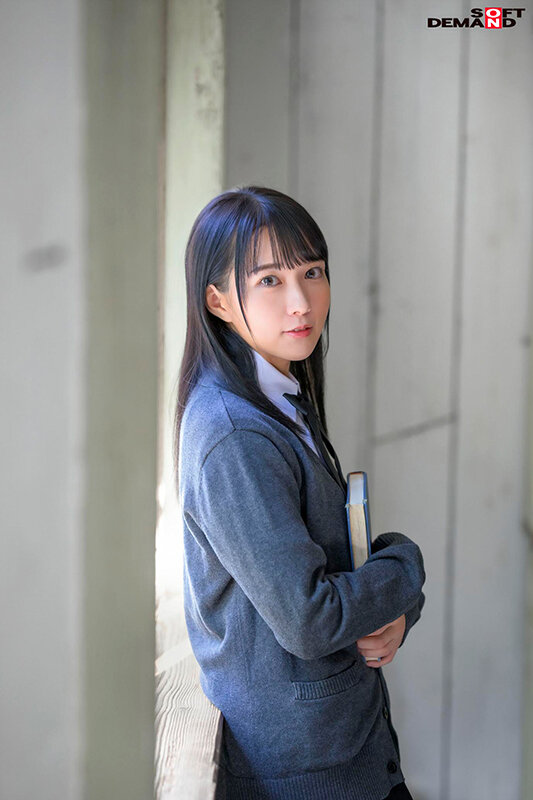 清楚な見た目に騙されるな!がっつりスケベな美少女アイドル 円井萌華 AV DEBUT - サンプル画像 - 3