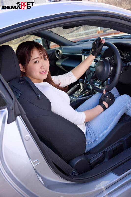 旦那より運転が上手いMTドライバー 結婚2年目にしてレスの欲求不満を男優に引き出され、恥じらいながらも性欲の詰まった肉感マシマシのデカ尻を解放する…南城リノ（28）AVデビュー - サンプル画像 - 15
