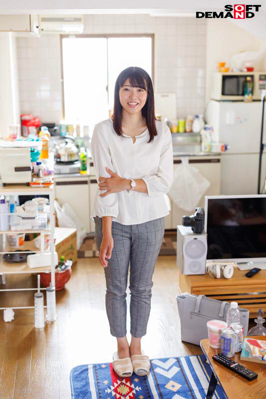 マ×コは夫専用 アナルは俺専用 ドMな奥さんのケツ穴掘って牛乳浣腸もさせてやった記録映像 - サンプル画像 - 2