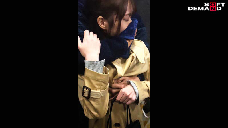 関係希求型ス〇ーカーの記録 サロン受付嬢を〇剤〇致 起き抜け即首しめイラマチオで生中出しXXX - サンプル画像 - 16